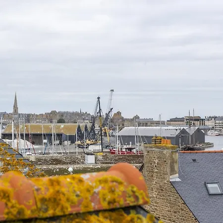 Le Petit Ernest, Proche Plage Et Vieille Ville Apartment