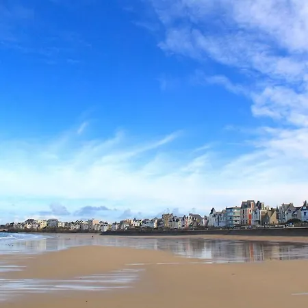Le Petit Ernest, Proche Plage Et Vieille Ville